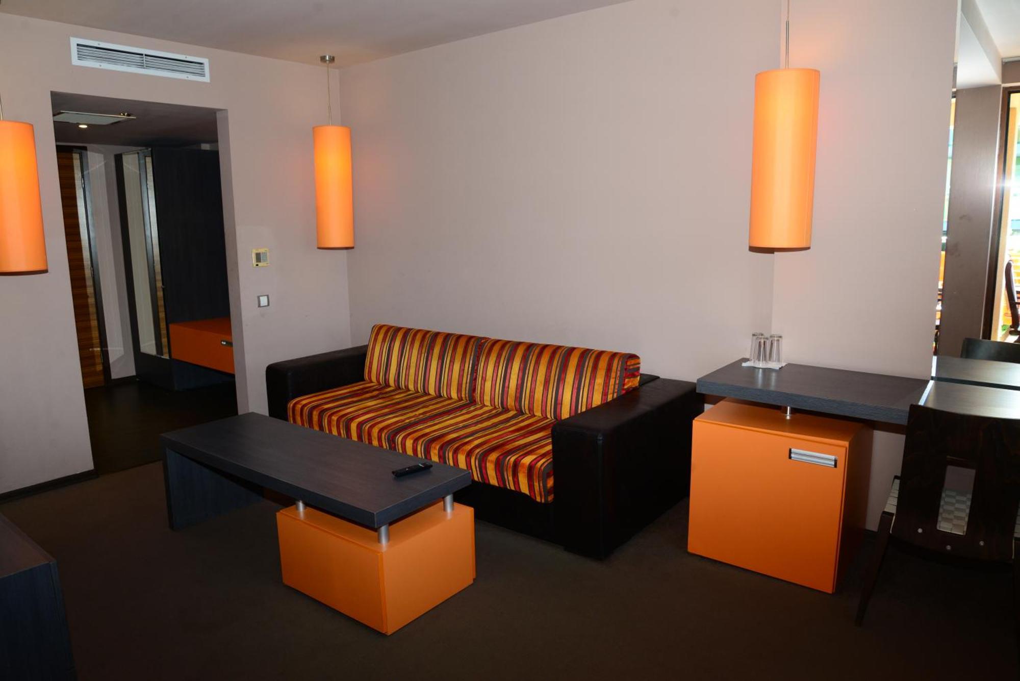 פרימורסקו North Beach Hotel מראה חיצוני תמונה