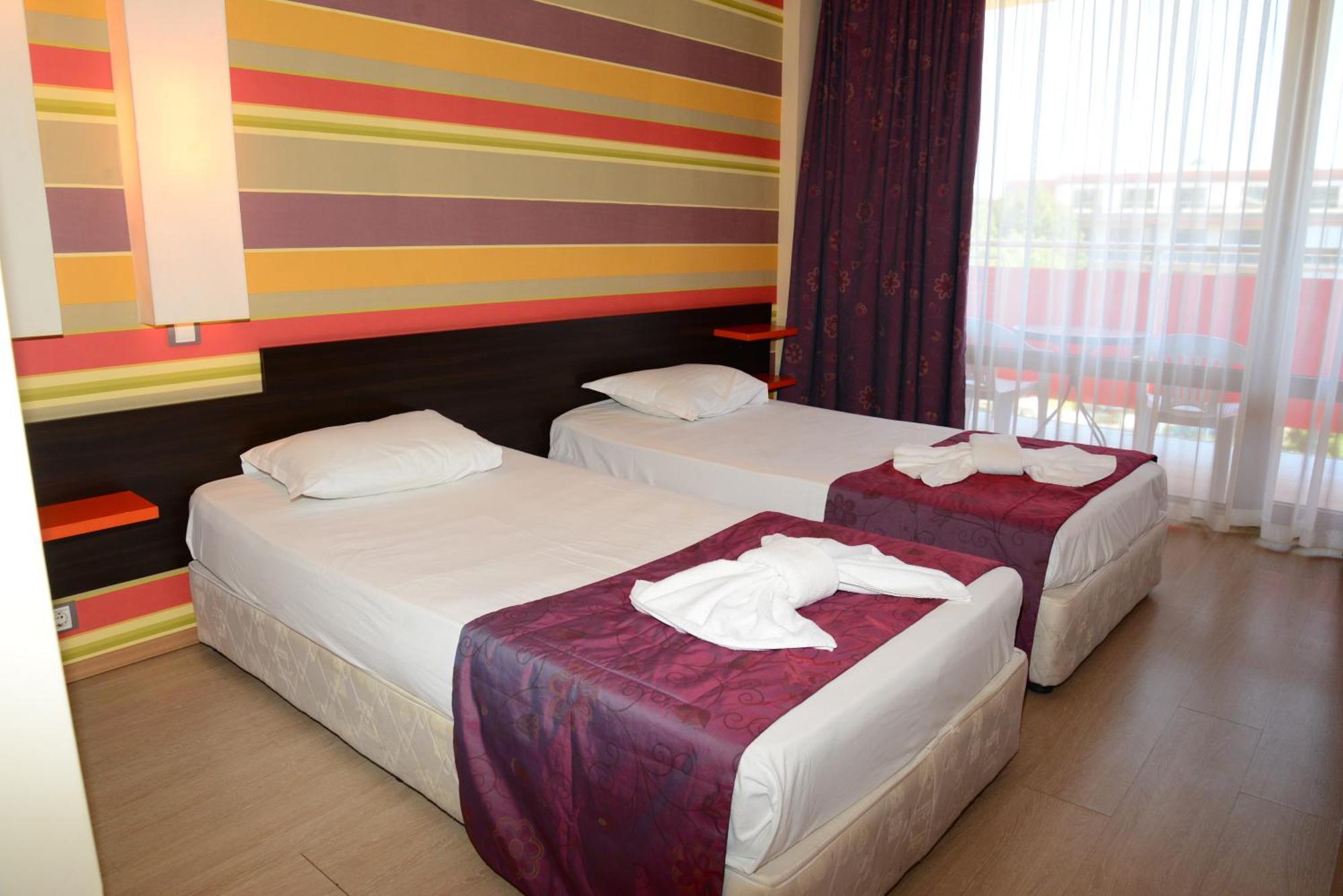 פרימורסקו North Beach Hotel מראה חיצוני תמונה