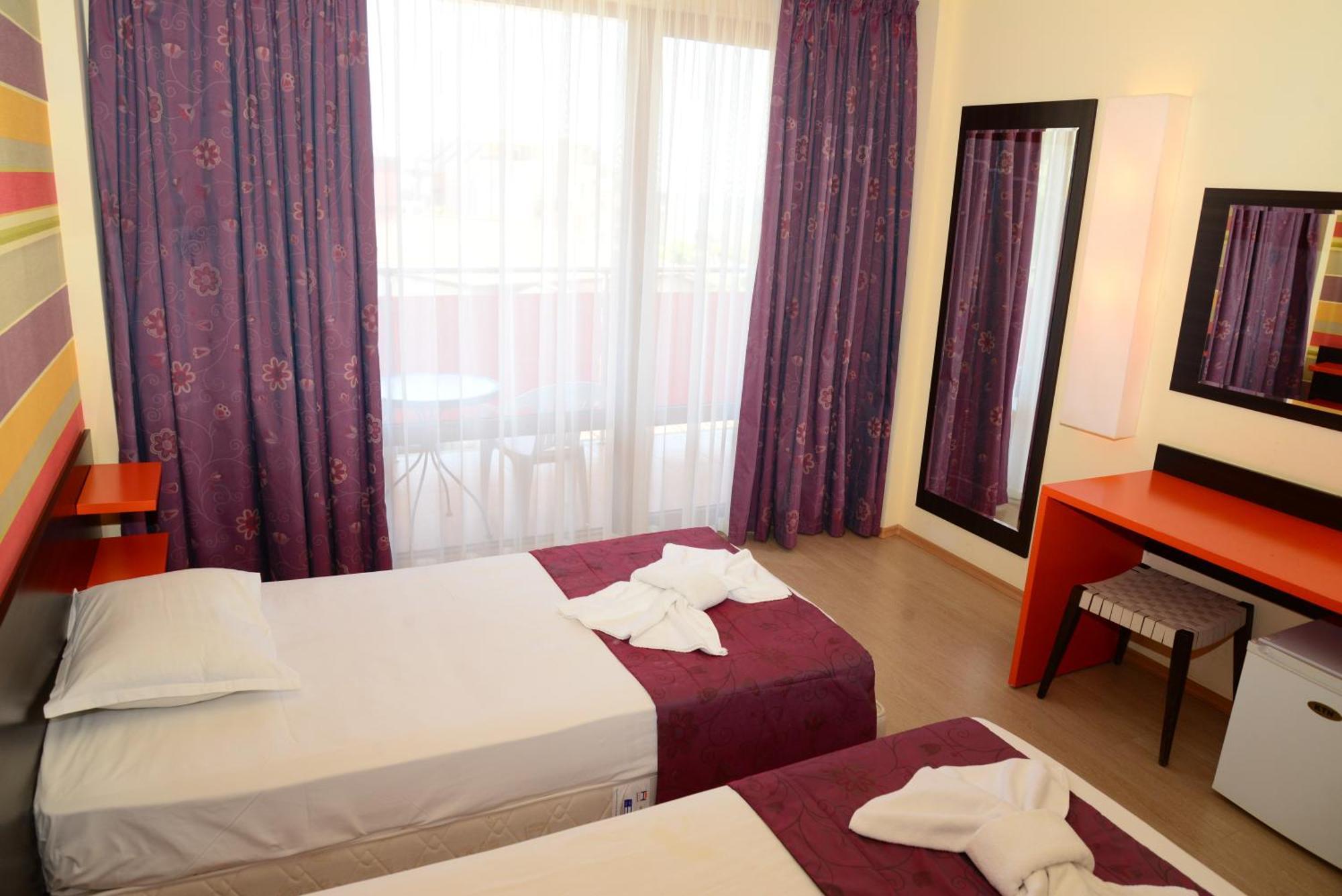 פרימורסקו North Beach Hotel מראה חיצוני תמונה