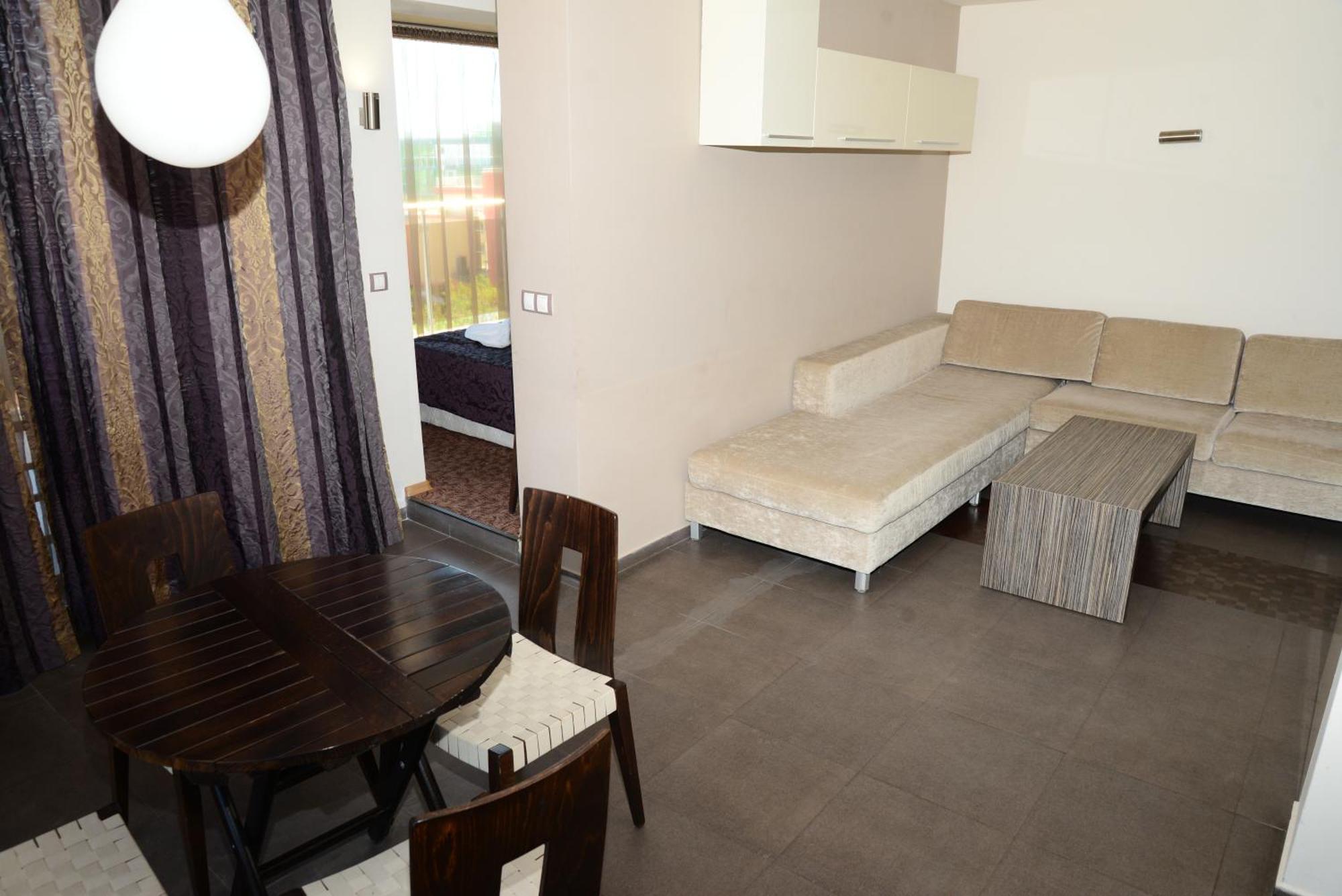 פרימורסקו North Beach Hotel מראה חיצוני תמונה