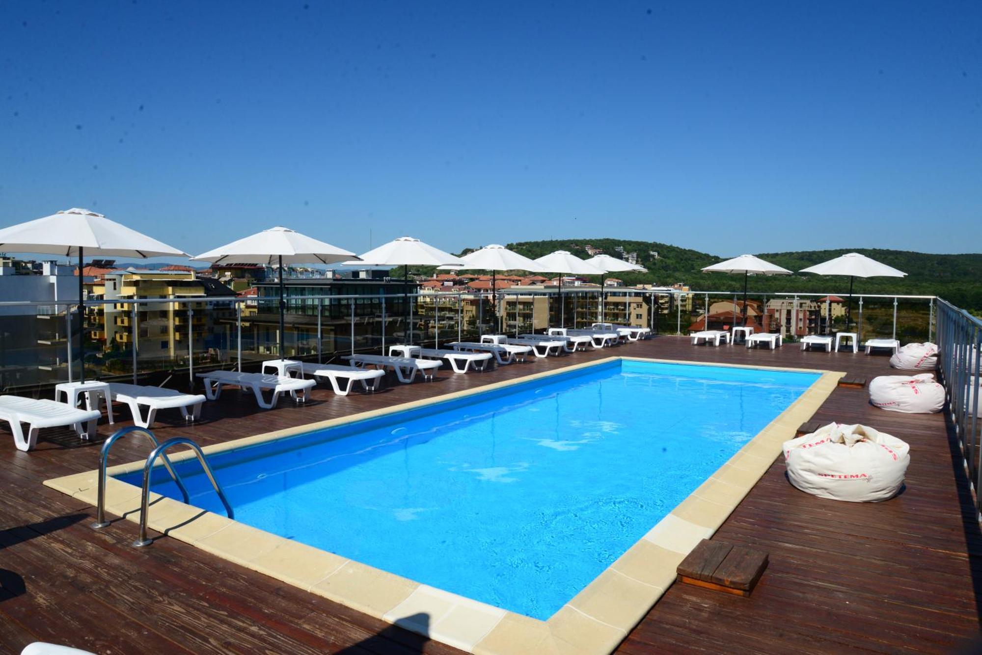 פרימורסקו North Beach Hotel מראה חיצוני תמונה