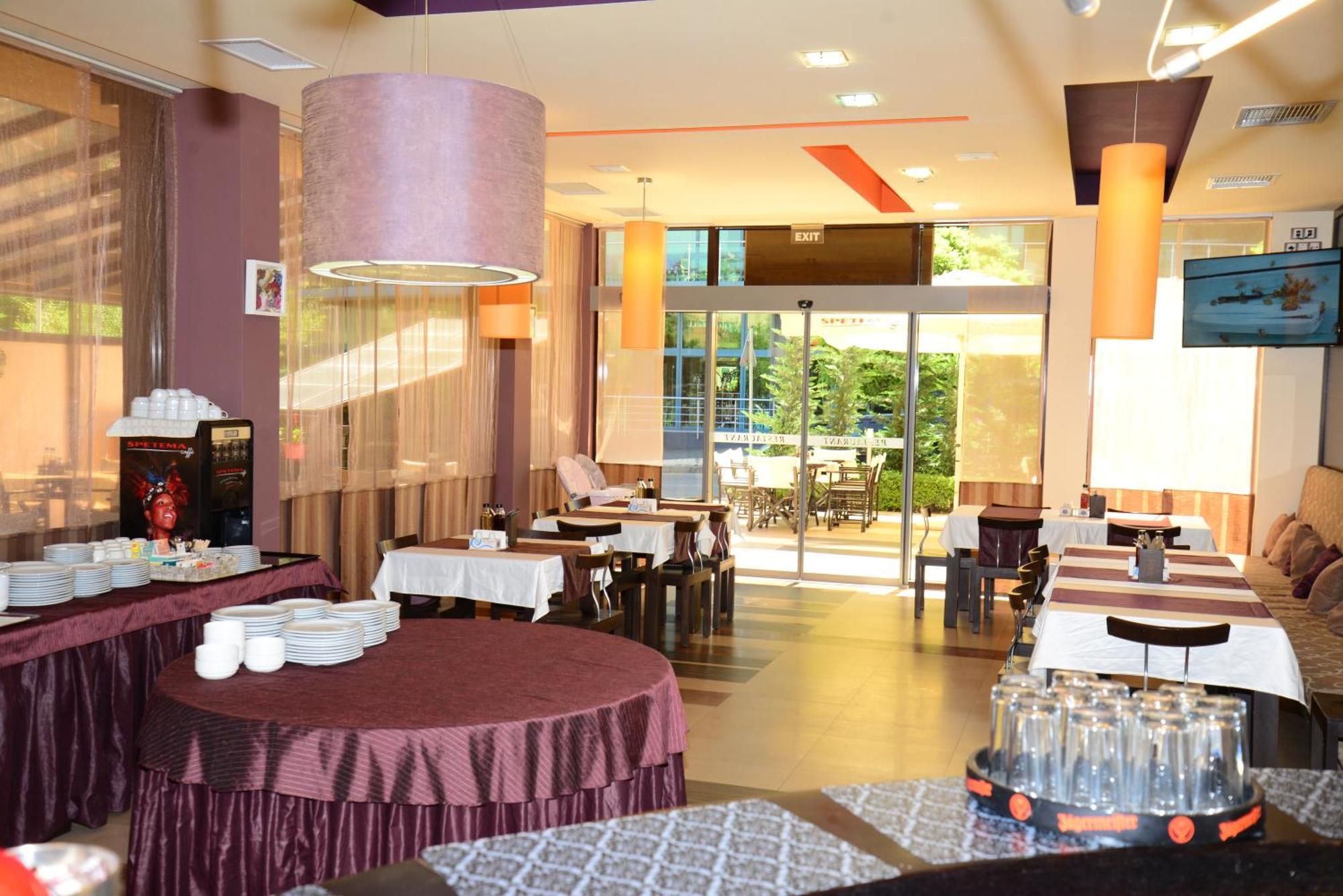 פרימורסקו North Beach Hotel מראה חיצוני תמונה