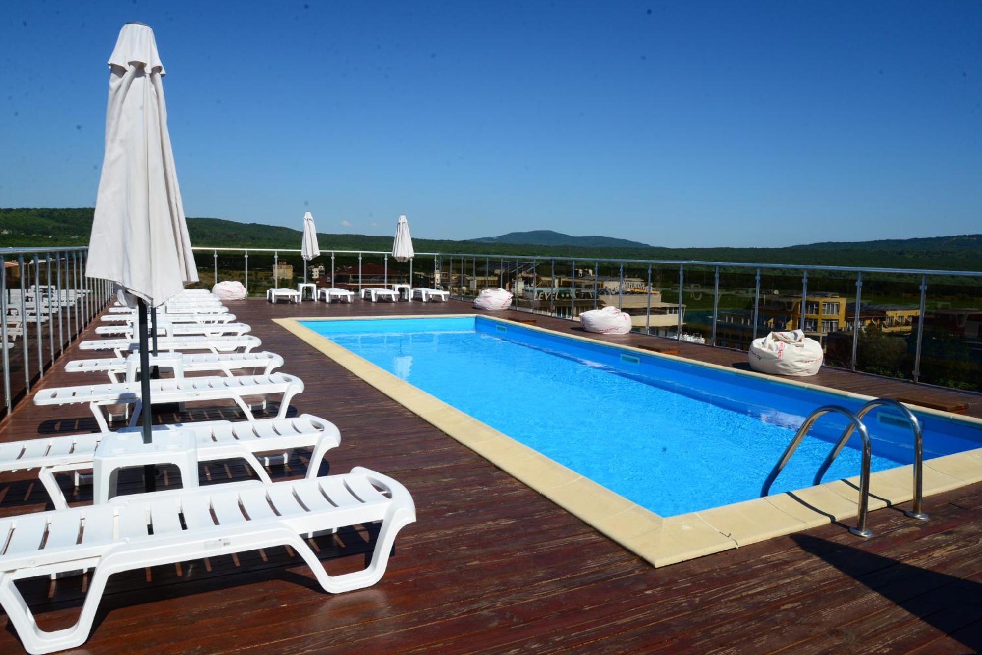 פרימורסקו North Beach Hotel מראה חיצוני תמונה
